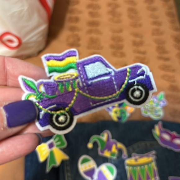 Mardi Gras patches for caps or jackets - Picture 3 of 4